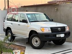 تۆیۆتا لاند کروزەر